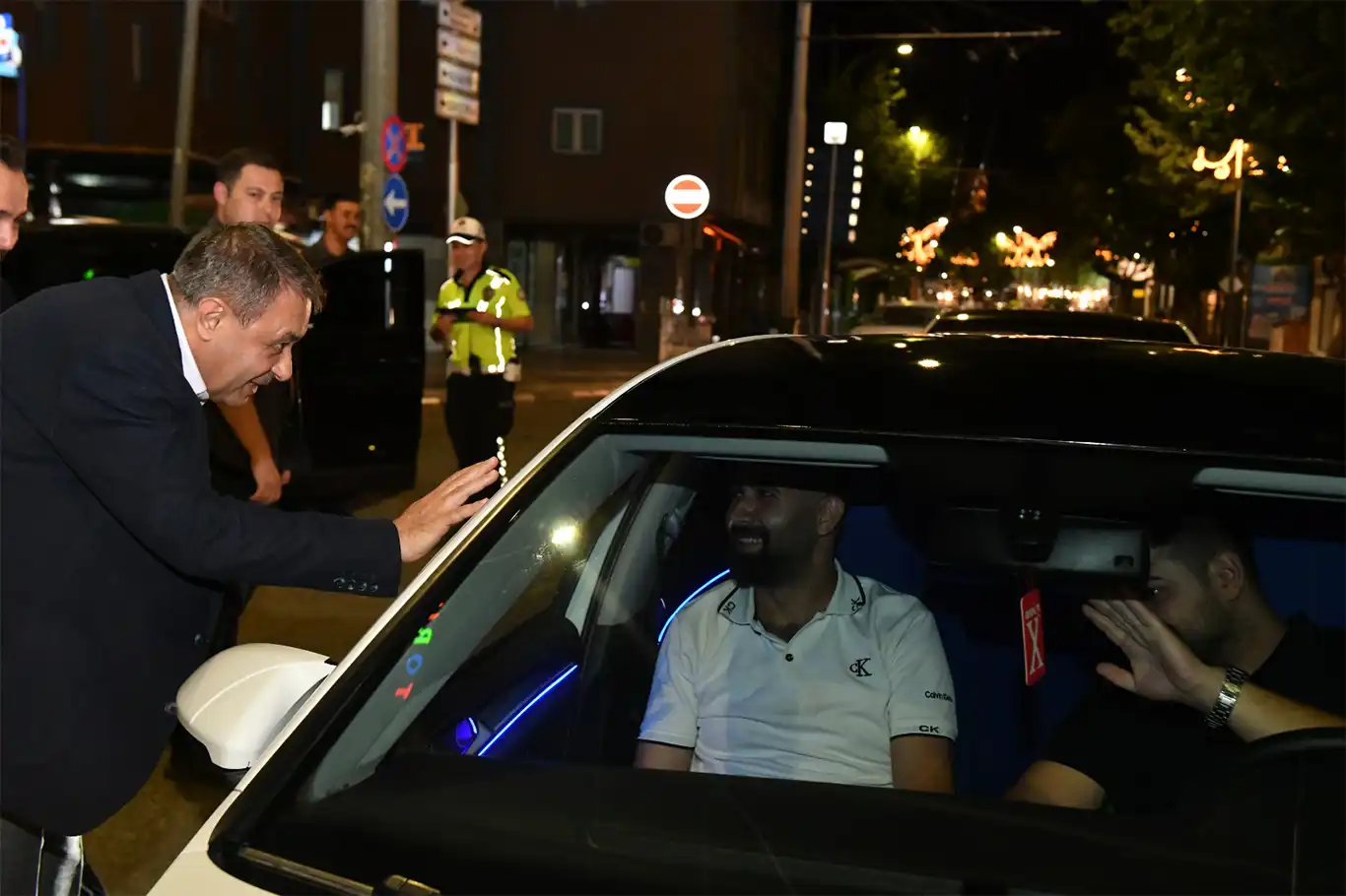 Şanlıurfa'da Vali Şıldak’tan gece denetimi