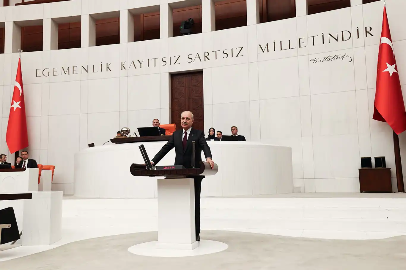 Meclis'te "Terörsüz Türkiye" komisyonu ilk toplantısını yapıyor Meclis'te "Terörsüz Türkiye" komisyonu ilk toplantısını yapıyor