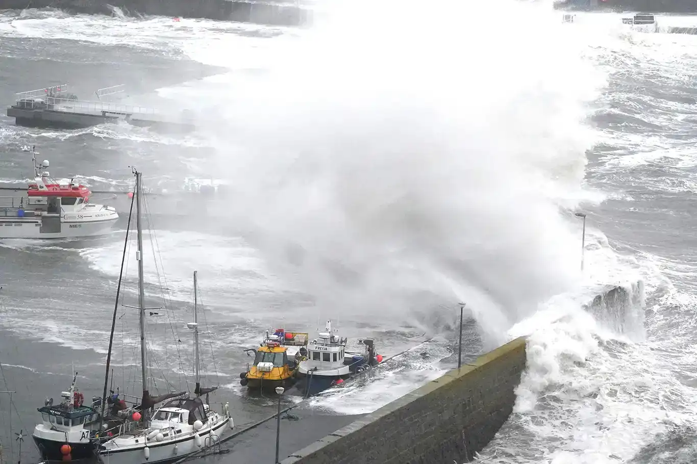Storm Floris leaves 40,000 without power, disrupts UK travel for second day 