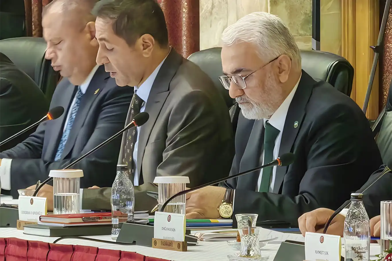 HÜDA PAR Genel Başkanı Yapıcıoğlu, "Terörsüz Türkiye" komisyonunda süreci değerlendirdi