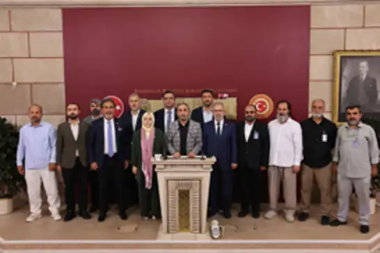 النائب في حزب الهدى دمير يدعو جميع أبناء تركيا للمشاركة في مسيرة غزة في 10 آب/ أغسطس