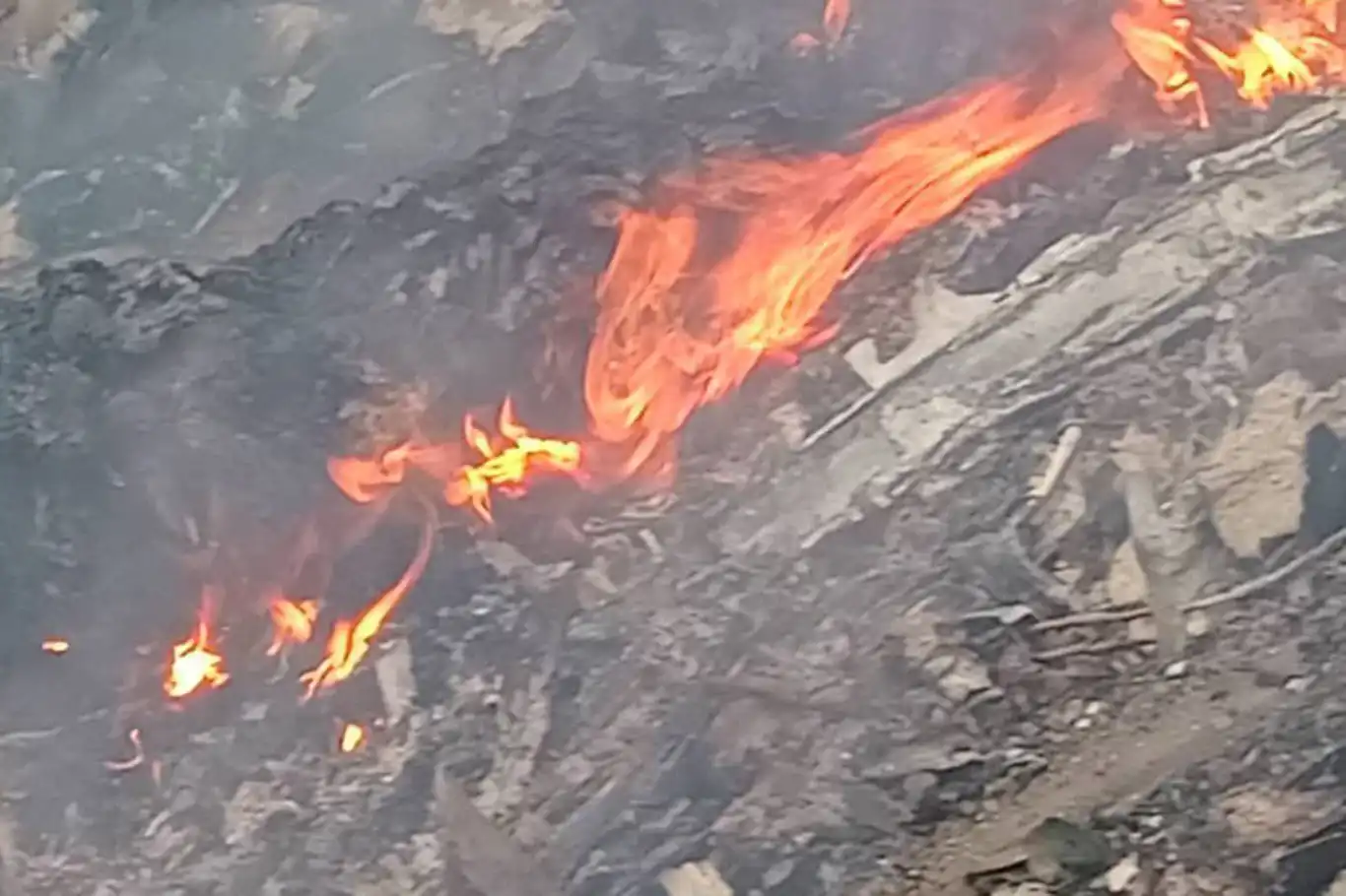 Gana'da askeri helikopter düştü