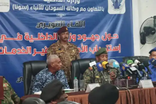 البرهان يجدد شروطه لوقف القتال في السودان ويدعو إلى عاصمة بلا سلاح