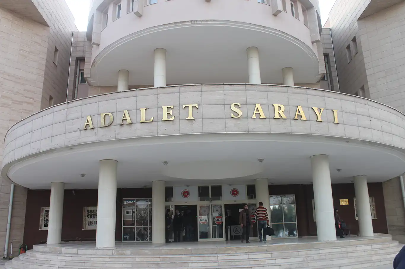 Şanlıurfa’da siber suç operasyonu: 7 kişi gözaltına alındı Şanlıurfa’da siber suç operasyonu: 7 kişi gözaltına alındı