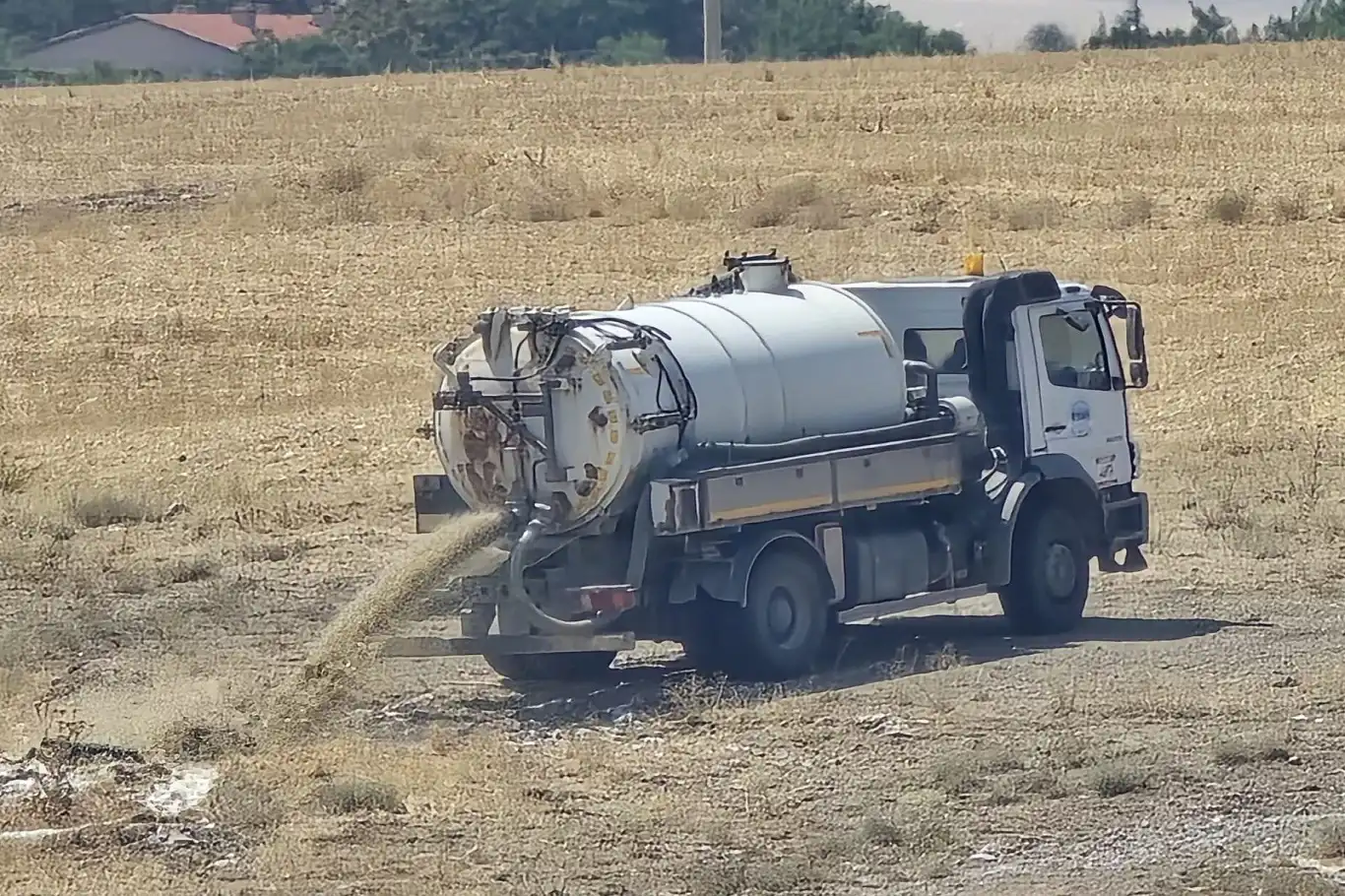 Çevreyi kirleten belediyeye 668 bin lira ceza