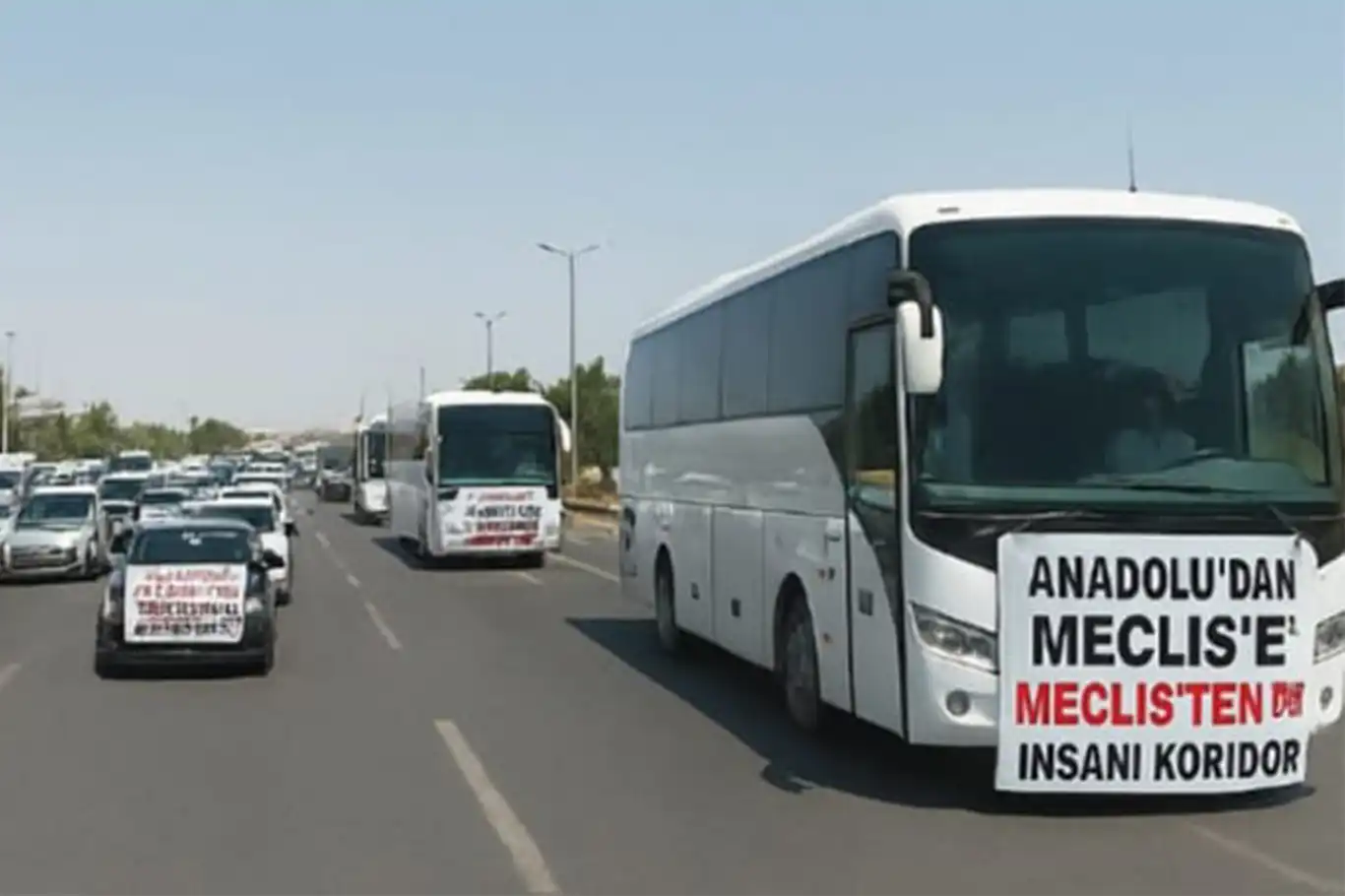 Şanlıurfa’dan onlarca araç, Gazze için TBMM’deki yürüyüşe destek olacak Şanlıurfa’dan onlarca araç, Gazze için TBMM’deki yürüyüşe destek olacak