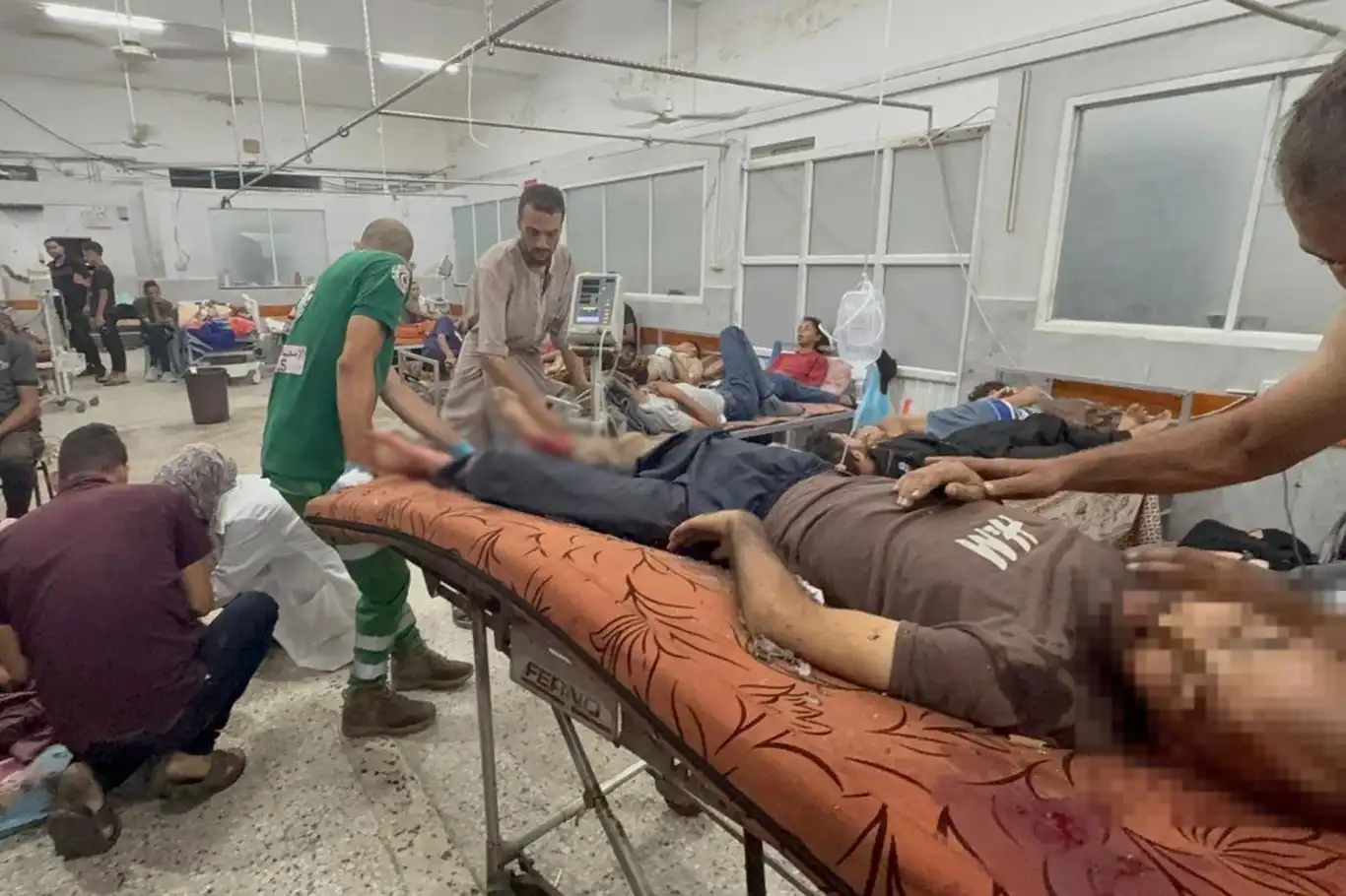 Gazze'de katliam: 38'i yardım bekleyen 90 şehit Gazze'de katliam: 38'i yardım bekleyen 90 şehit