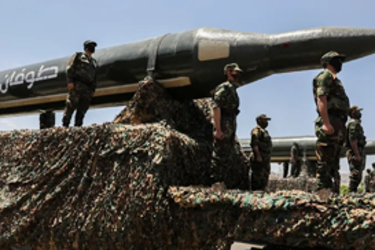 Yemen'den siyonist rejim petrol tankerine füze operasyonu