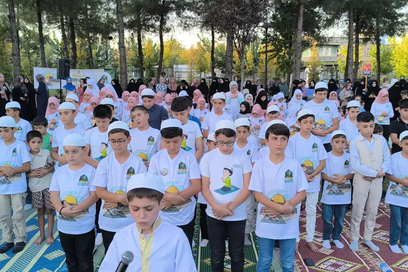 Midyat’ta “Hayat Namazla Güzeldir” etkinliği finalinde Gazze’ye vurgu yapıldı Midyat’ta “Hayat Namazla Güzeldir” etkinliği finalinde Gazze’ye vurgu yapıldı