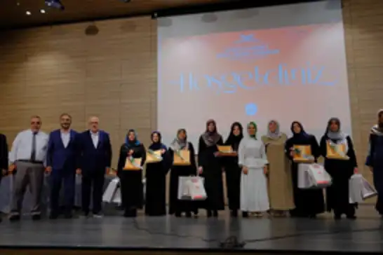 "Kur’an-ı Kerim’i Güzel Okuma Yarışması Kadınlar Türkiye Finali" Bursa’da yapıldı