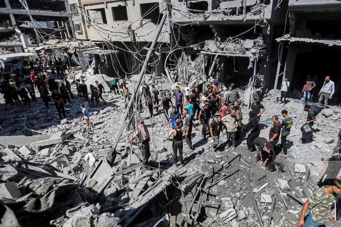 Gazze'de sabahtan bu yana 34 Filistinli şehit edildi