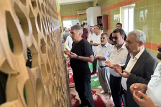 HÜDA PAR Batman İl Başkanı Şahin, "Seyyid Bilal'i Anma Programı"na katıldı