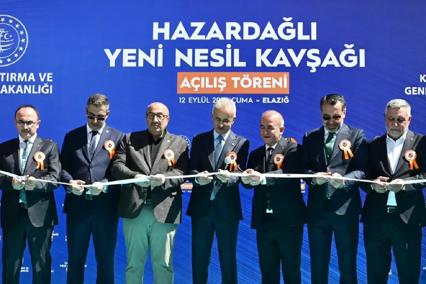 Elazığ Hazardağlı Yeni Nesil Kavşağı hizmete açıldı Elazığ Hazardağlı Yeni Nesil Kavşağı hizmete açıldı