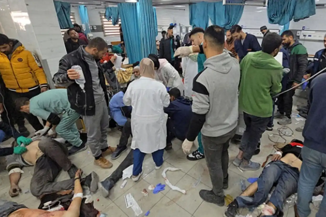 الأطباء في غزة يلجؤون للبتر مع تفشي الميكروبات المقاومة للمضادات