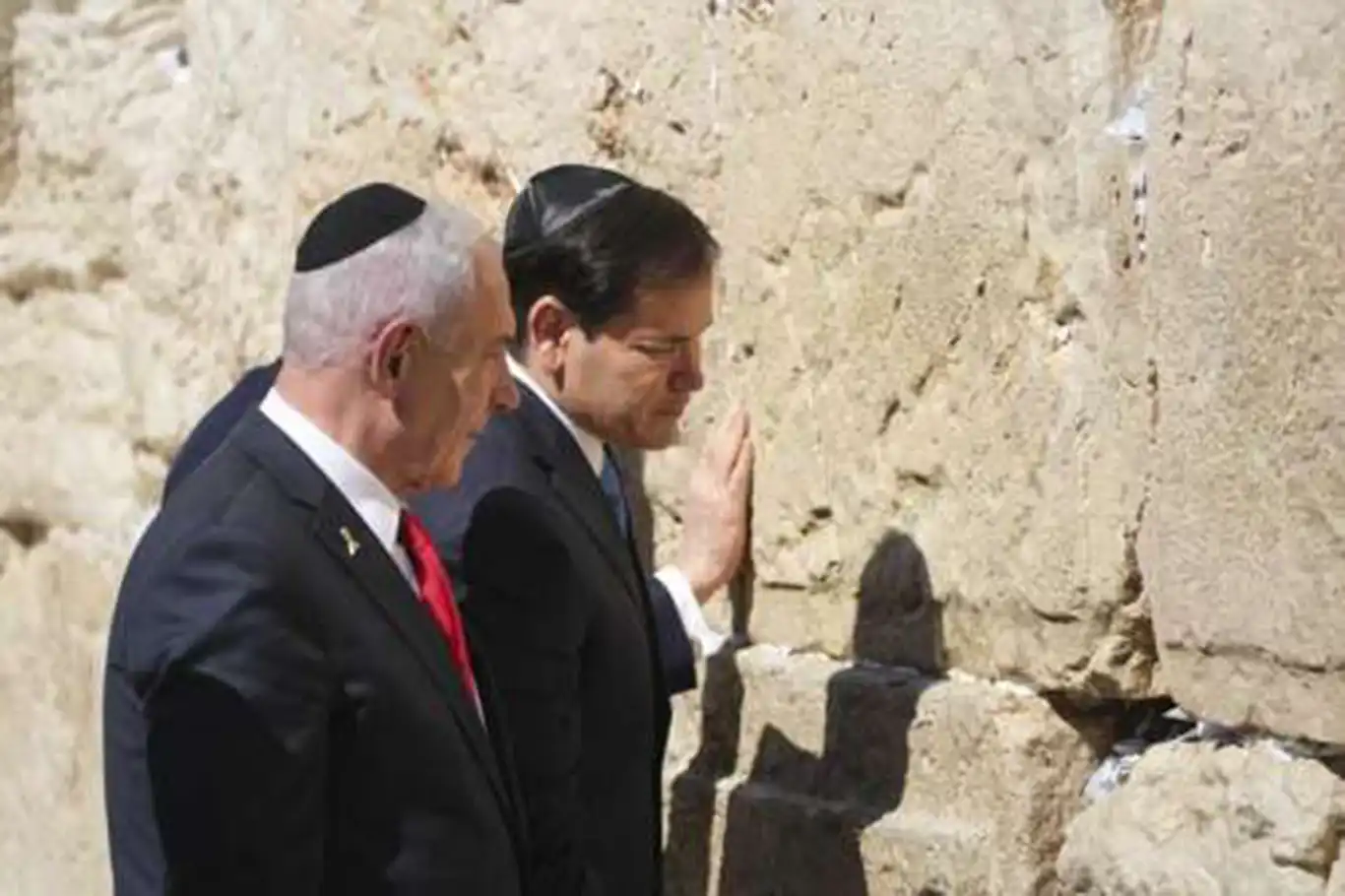 ABD Dışişleri Bakanı Rubio, Netanyahu ile Ağlama Duvarı'nda ABD Dışişleri Bakanı Rubio, Netanyahu ile Ağlama Duvarı'nda