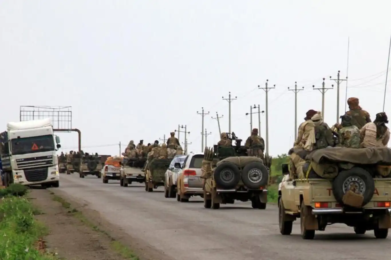 Sudan'da çatışmalar şiddetlendi Sudan'da çatışmalar şiddetlendi