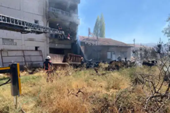 Malatya'da korkutan ev yangını 
