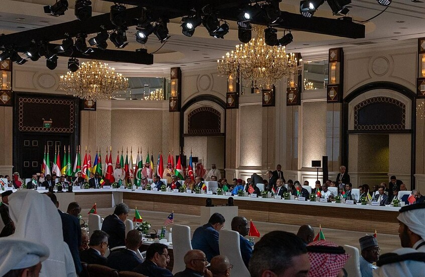 قمة الدوحة.. الحاضرون والغائبون من القادة العرب قمة الدوحة.. الحاضرون والغائبون من القادة العرب