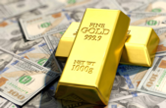 الذهب يرتفع إلى مستوى قياسي مع تراجع الدولار