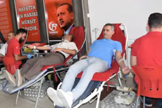 Batman'da eğitimciler kan bağışında bulundu