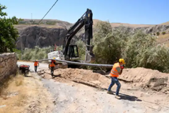 Büyükşehir Belediyesinden Ayvalı Mahallesi'ne 11 bin 950 metre içme suyu hattı