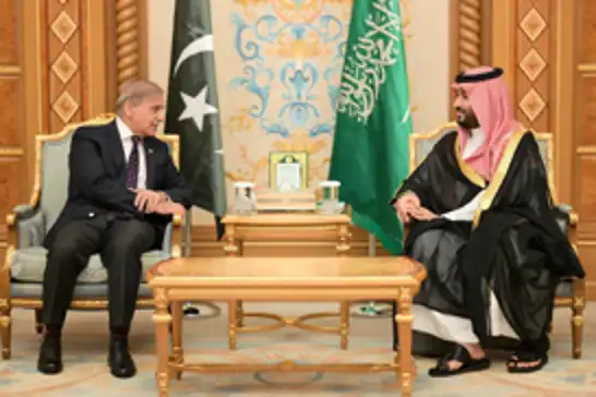 Pakistan ve Suudi Arabistan arasında stratejik savunma anlaşması 