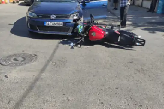 Batman'da otomobil ile motosiklet çarpıştı