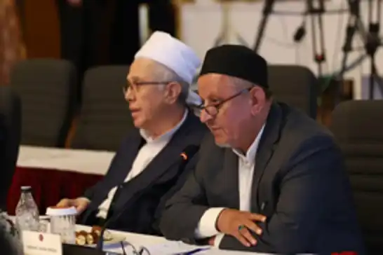 الحل في العدل والأخوة الإسلامية..اتحاد العلماء يشارك بتقرير حول حل القضية الكردية