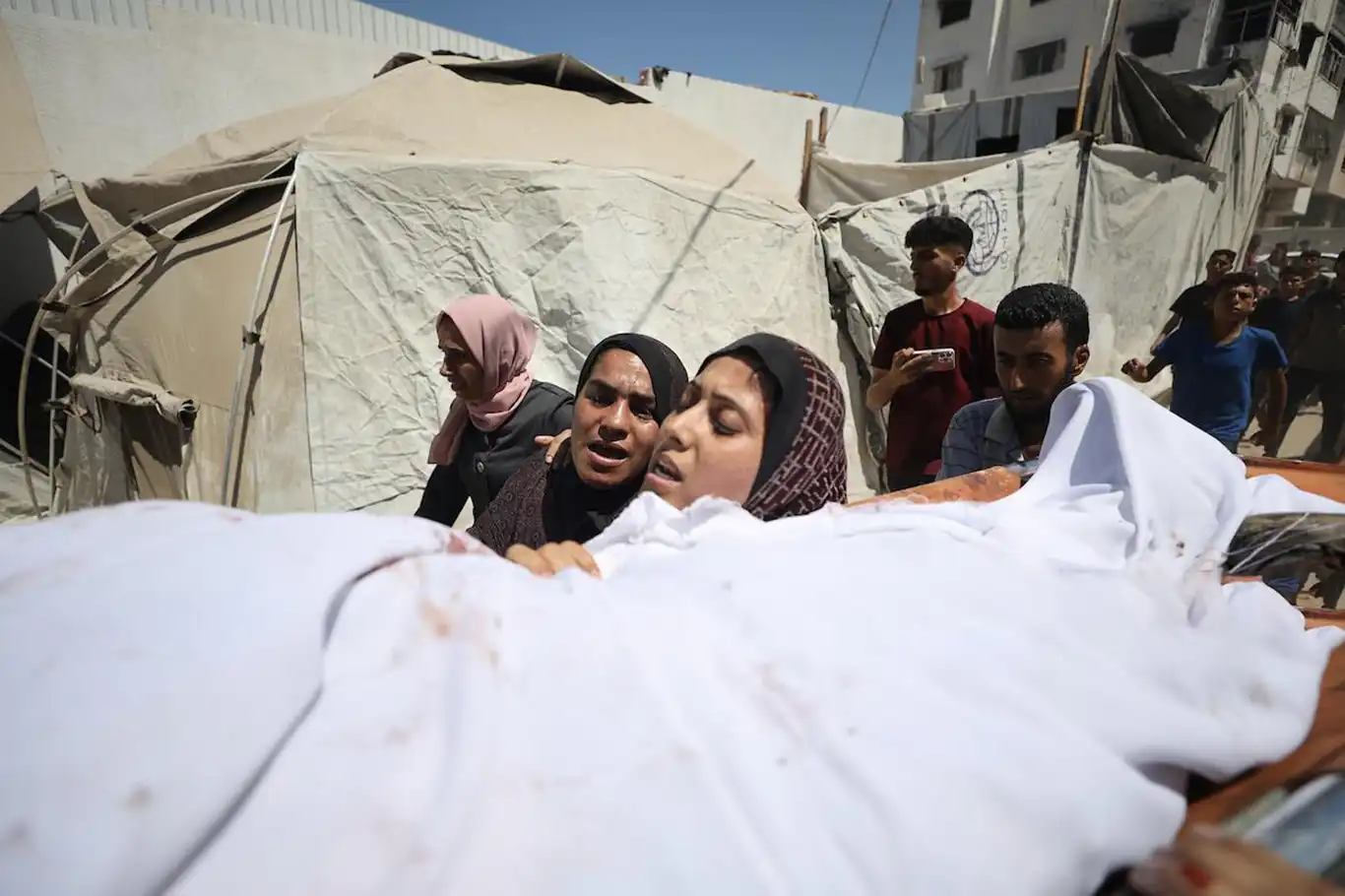 Genocide in Gaza: Hospitals overwhelmed after 46 killed in hours Genocide in Gaza: Hospitals overwhelmed after 46 killed in hours