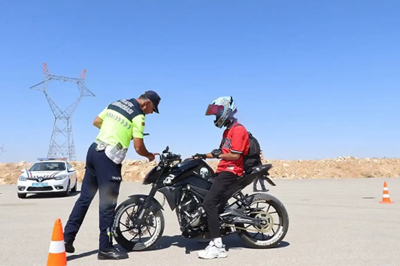 Konya’da trafik denetimi gerçekleştirildi Konya’da trafik denetimi gerçekleştirildi