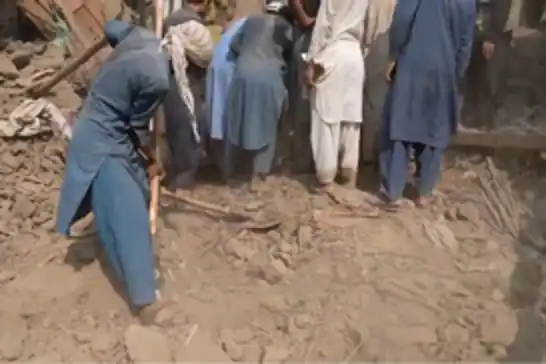 ژمارەی کوژراوانی بوومەلەرزەکەی ئەفغانستان هەزار و ٤٠٠ کەسی تێپەڕاند