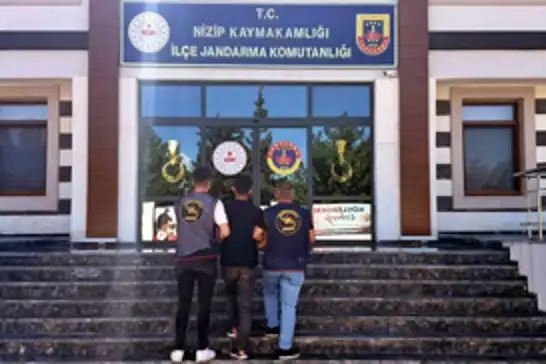 Gaziantep'te araması bulunan 3 şahıs yakalandı