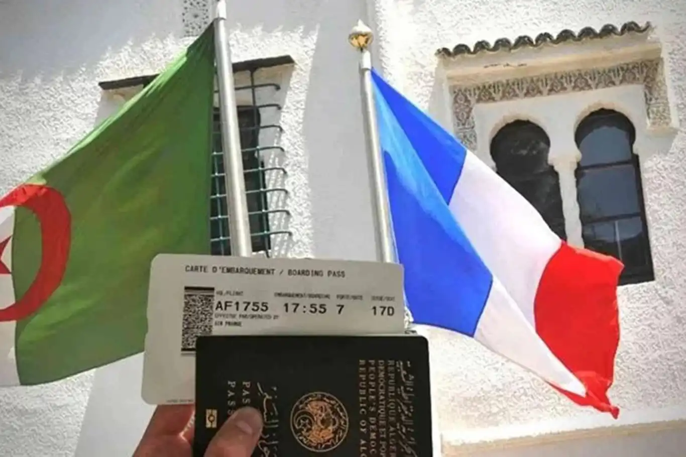 Cezayir'den Fransa'ya karşılıklı vize muafiyeti misillemesi