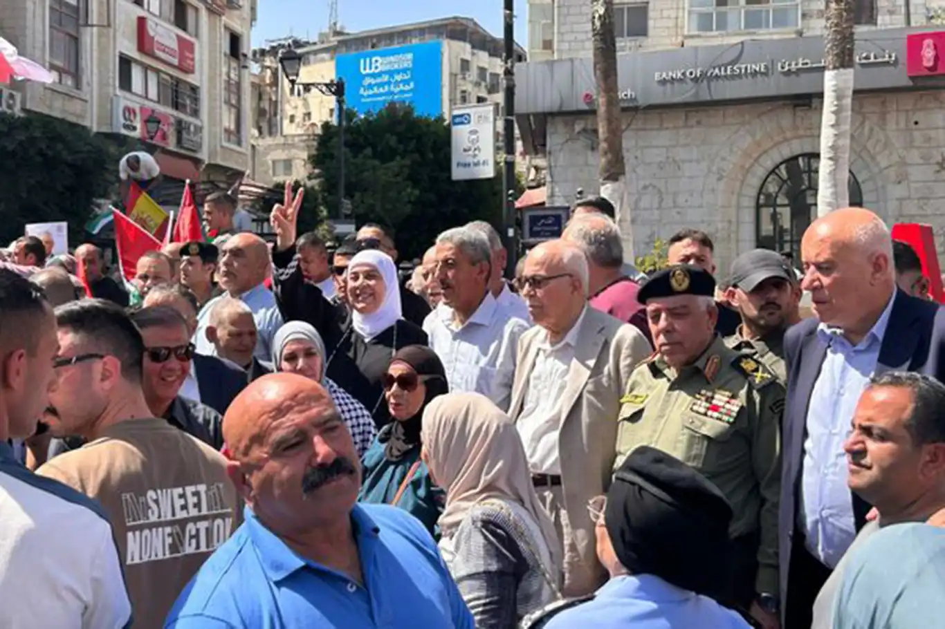 Batı Şeria'da on binler Filistin için yürüdü: Şehitlerimizin kanı boşa gitmeyecek