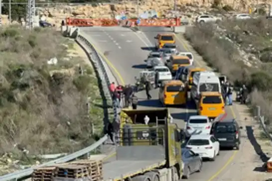 İşgal rejimi yeni "izin duvarı" ile Kudüs'te gizli ilhak uyguluyor