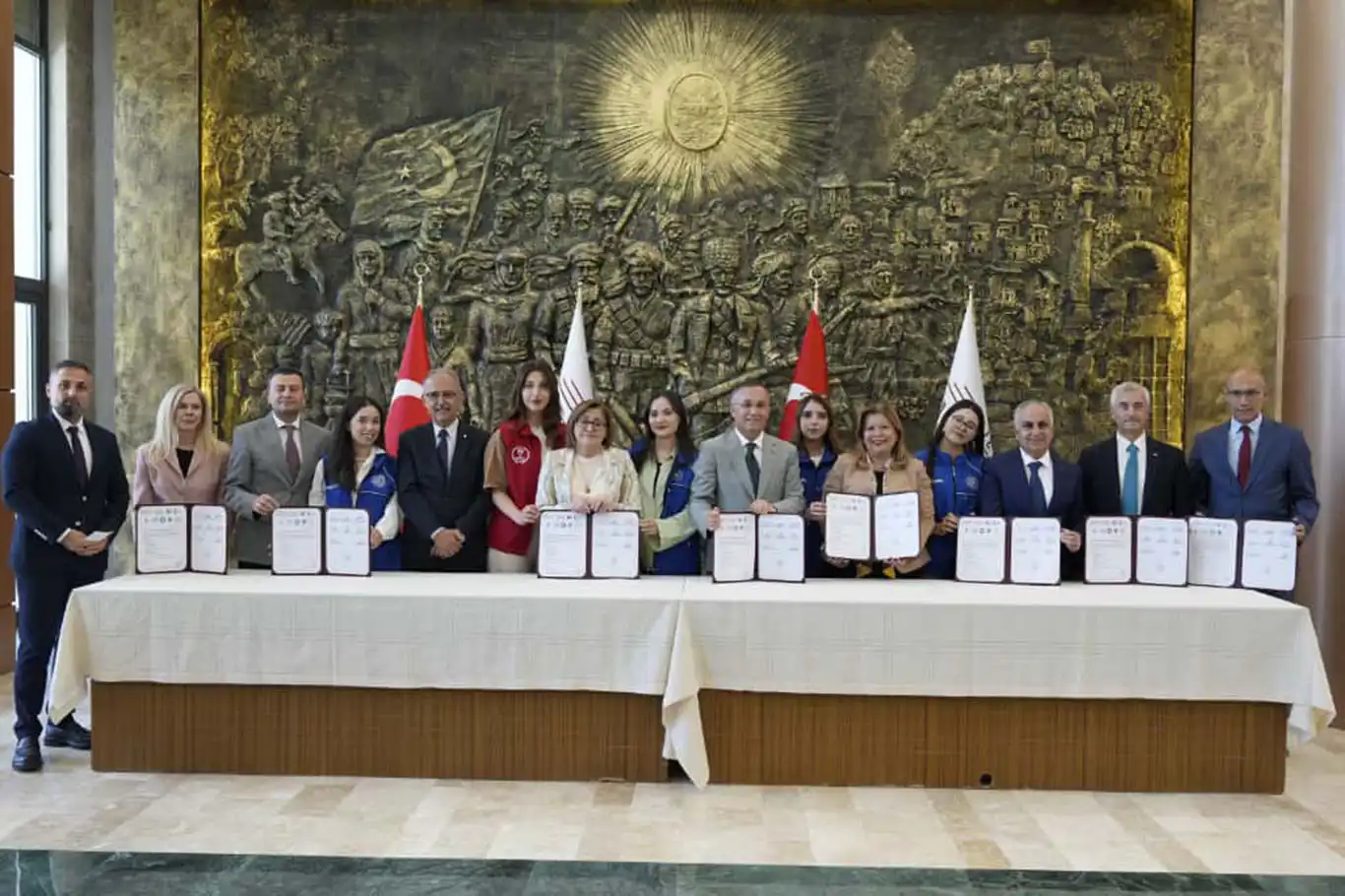 Gaziantep'te "Öğrenci Dostu Şehir İş Birliği Protokolü" imzalandı