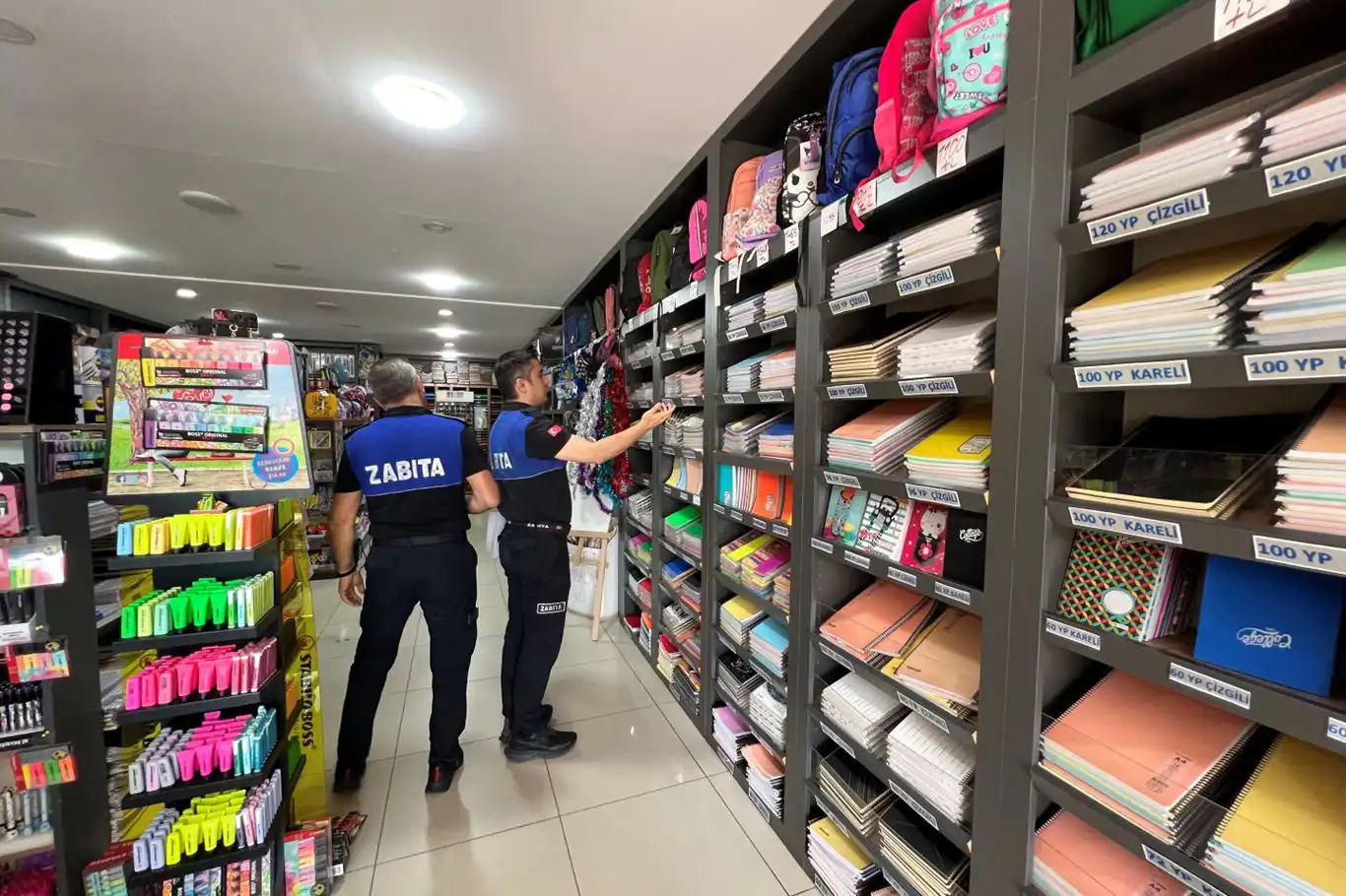 Bursa’da okul sezonu öncesi kırtasiyelere denetim Bursa’da okul sezonu öncesi kırtasiyelere denetim
