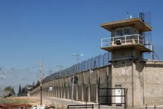 İşgalciler, daha önce serbest bıraktıkları 40 kişiyi yine alıkoydu