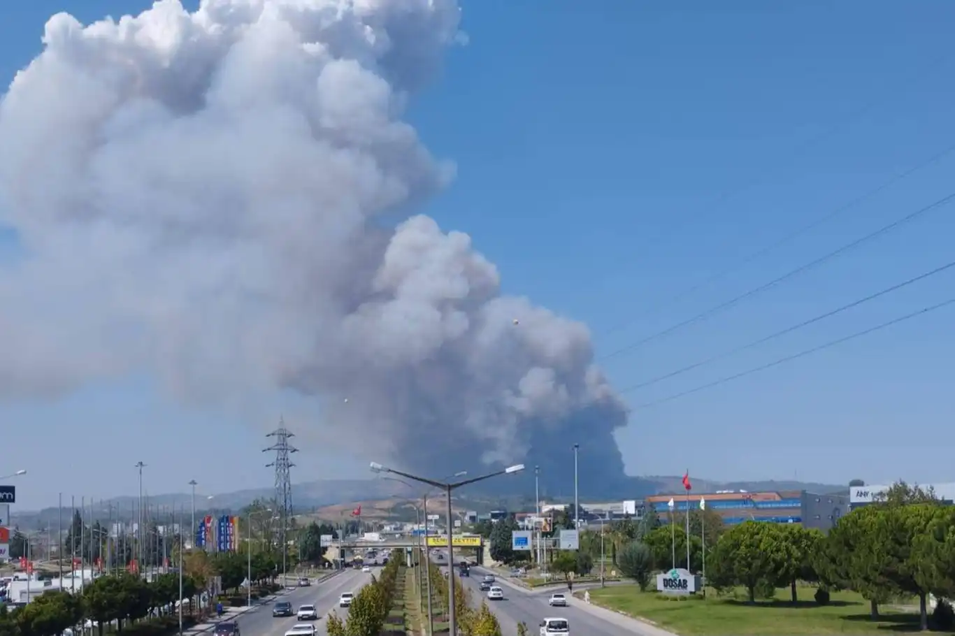 Bursa’da orman yangını kontrol altına alındı Bursa’da orman yangını kontrol altına alındı