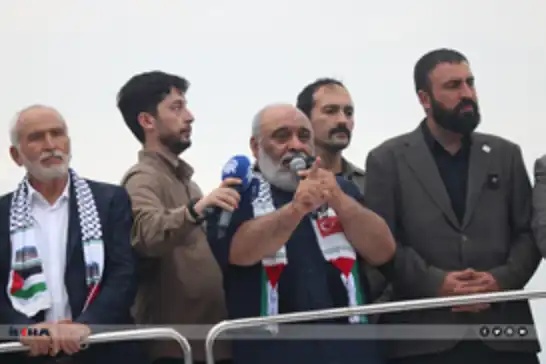 Tens of thousands rally in Istanbul to support Global Sumud Flotilla sailing to Gaza