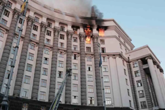 Kyiv cabinet building hit for first time in Russian missile assault