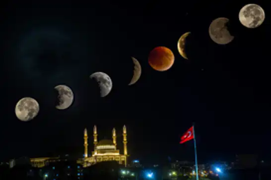 Kanlı ay tutulması Batman'da izlendi