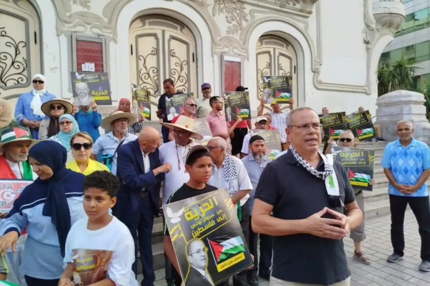المعارضة التونسية تستأنف الاحتجاجات للمطالبة بالإفراج عن المعتقلين السياسيين المعارضة التونسية تستأنف الاحتجاجات للمطالبة بالإفراج عن المعتقلين السياسيين