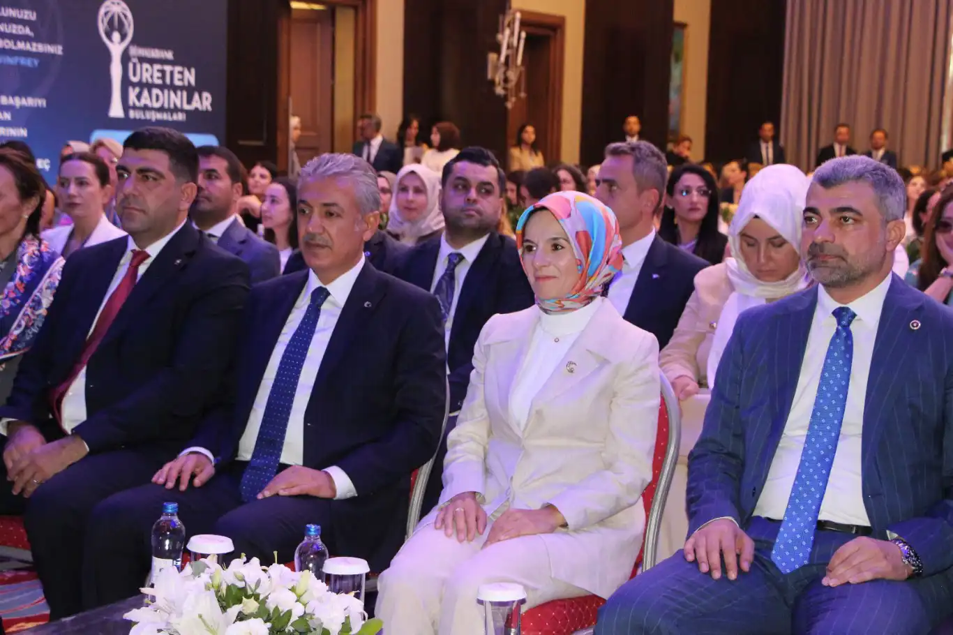 Bakan Göktaş, bir dizi temaslarda bulunmak için Mardin’de Bakan Göktaş, bir dizi temaslarda bulunmak için Mardin’de