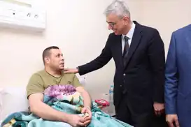 Sağlık Bakanı Memişoğlu Filistinli hastaları ziyaret etti