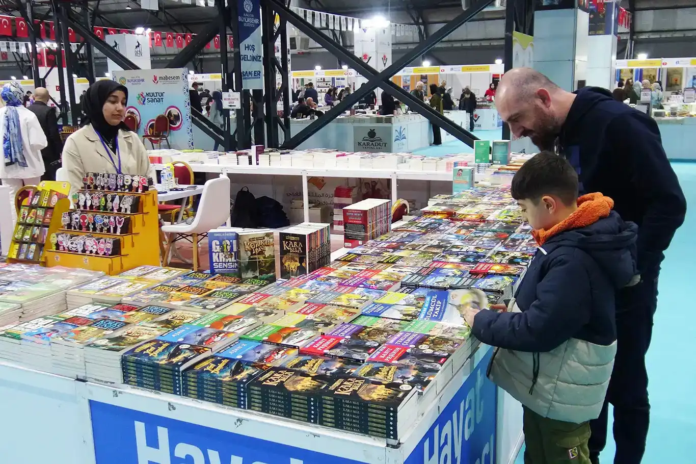 İstanbul’da kitap fuarları başlıyor