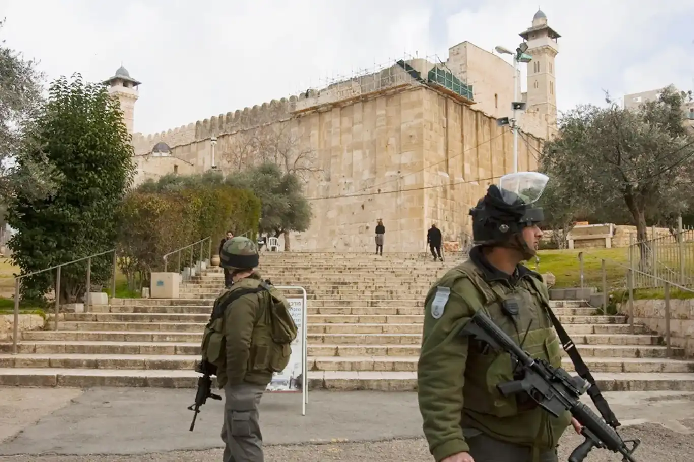 Israel strips Palestinian municipality of authority over Ibrahimi Mosque in Hebron