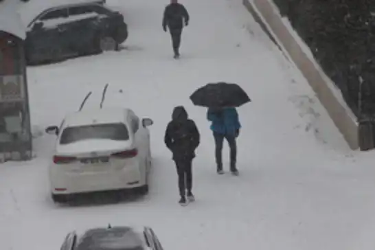 Mardin’de eğitime bir gün daha ara verildi 
