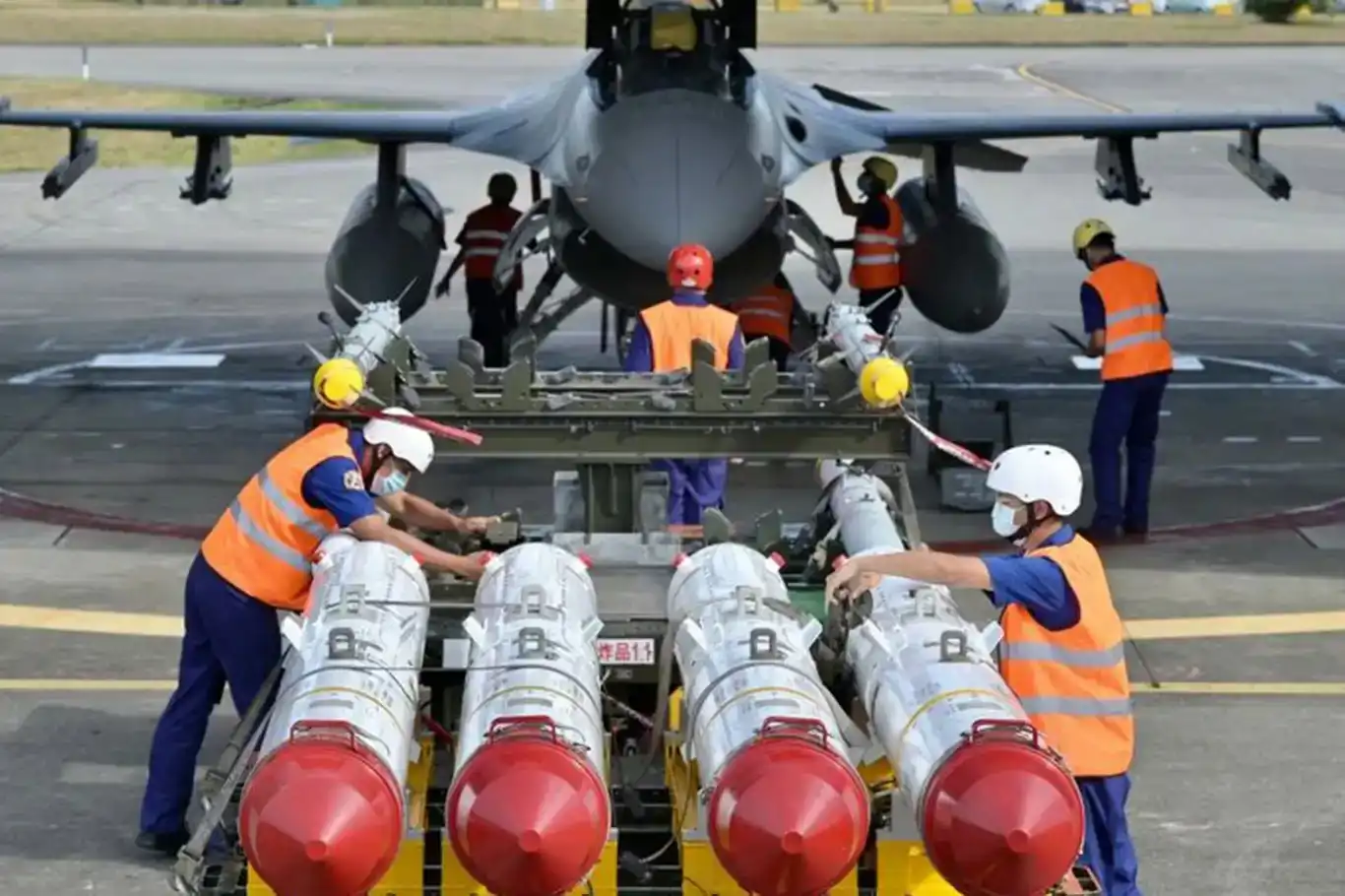 الولايات المتحدة توافق على صفقة أسلحة لتايوان بقيمة 328 مليون دولار