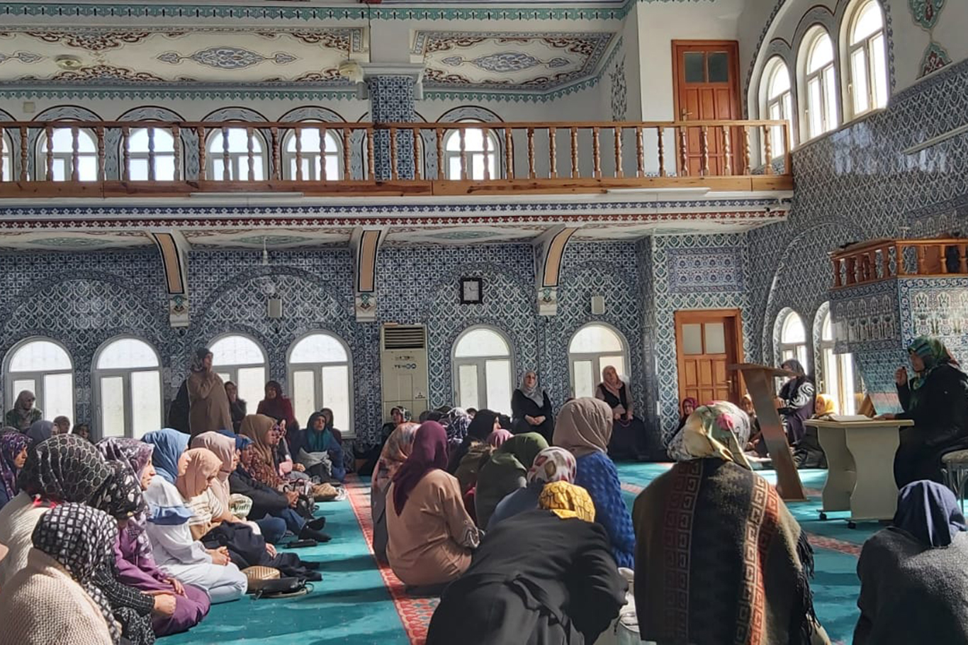 Anamurlu bayanlardan cuma sohbetlerine yoğun ilgi